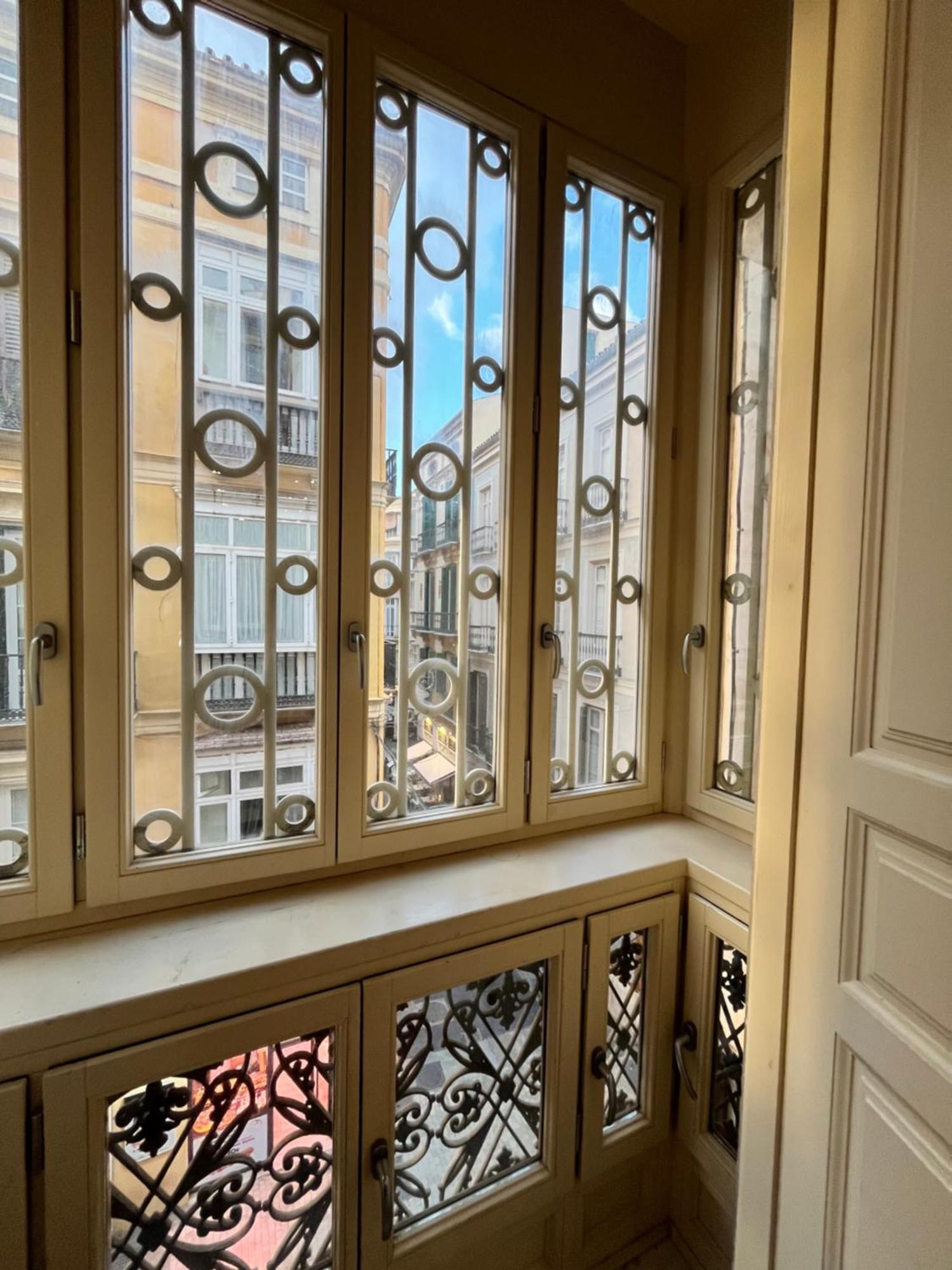 Larios Deluxe Studio Málaga Buitenkant foto