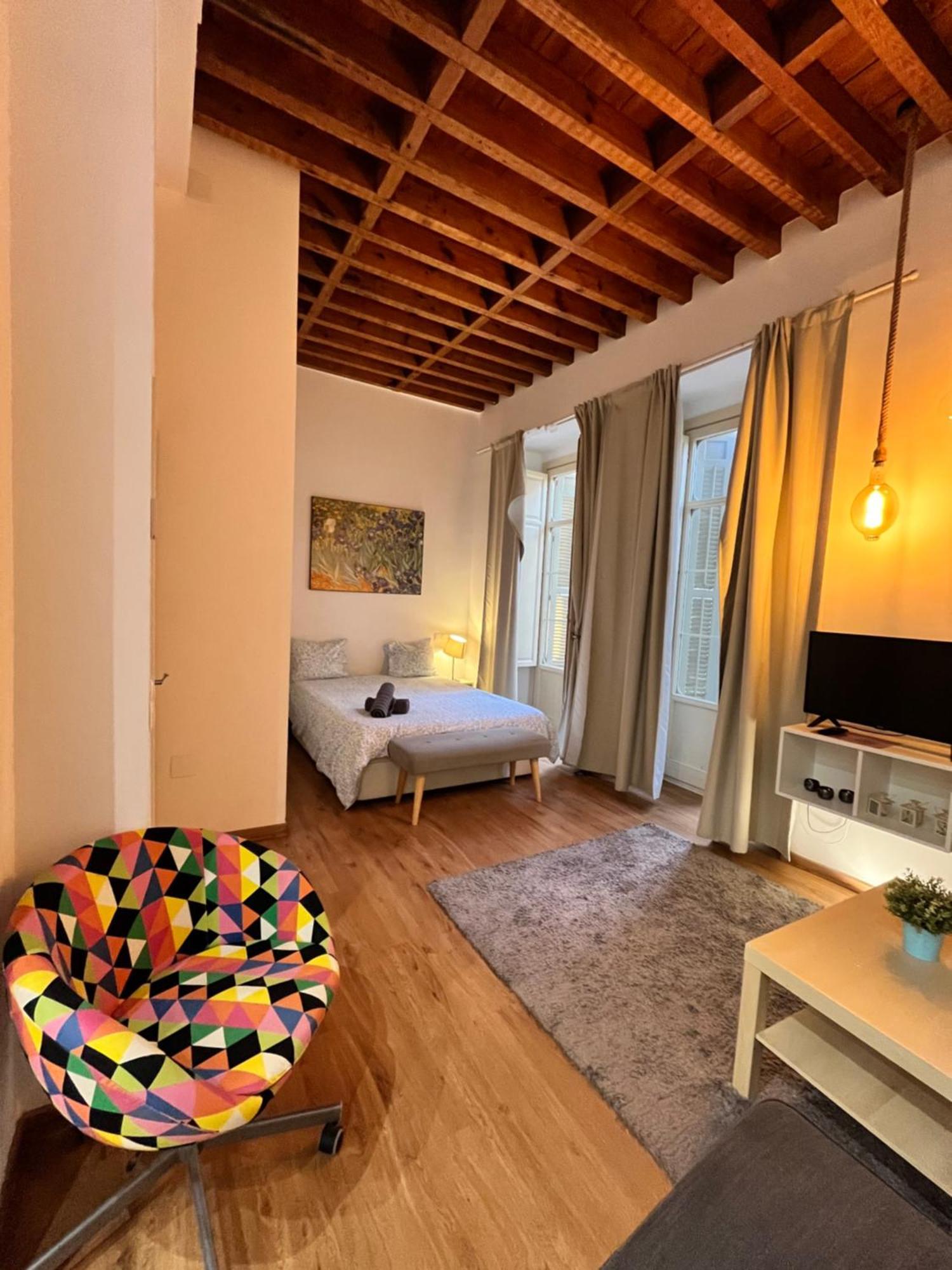 Larios Deluxe Studio Málaga Buitenkant foto